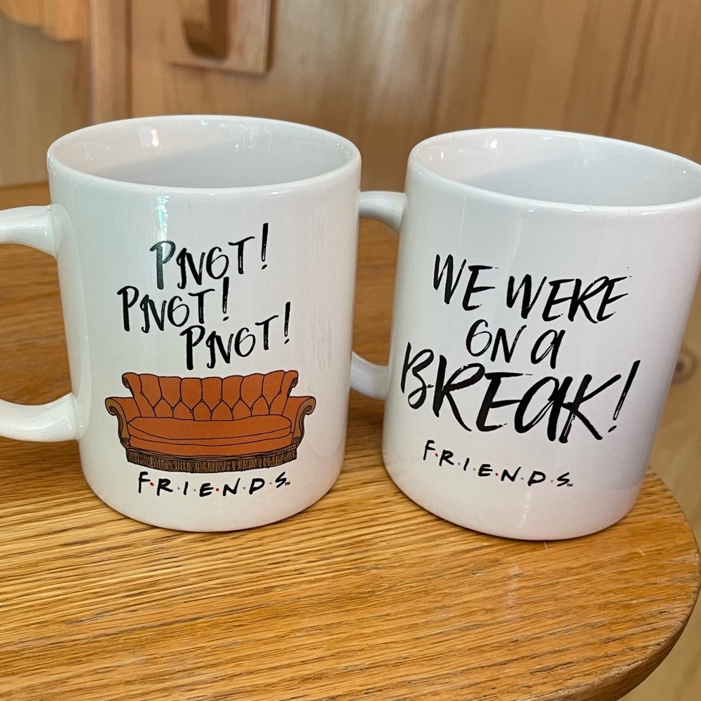 F.R.I.E.N.D.S mug pair
